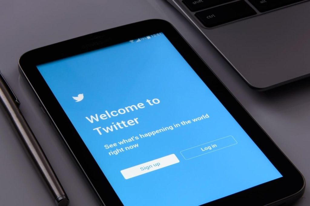 Mastering Twitter Ads Strategies – Digfinity Agency